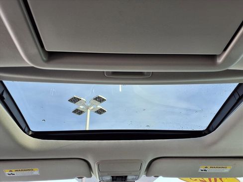 Certified 2025 Honda Odyssey Touring image 5