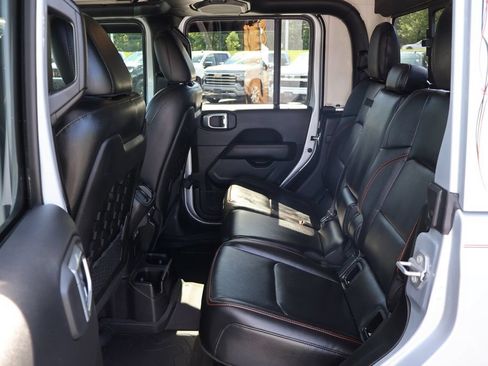Used 2022 Jeep Gladiator Mojave w/ LED Lighting Group AWD/4WD image 21