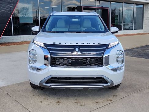 New 2026 Mitsubishi Outlander SEL AWD/4WD image 13