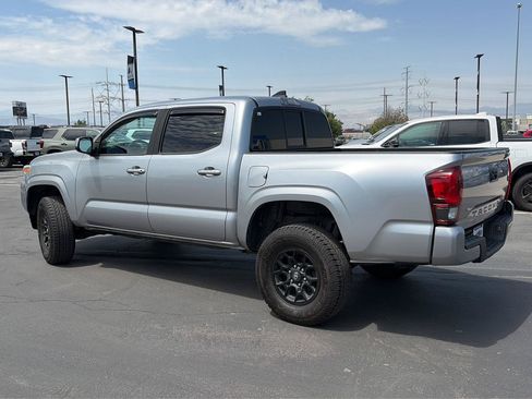 Used 2021 Toyota Tacoma SR RWD image 6