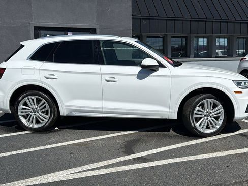 Used 2018 Audi Q5 2.0T Premium Plus image 2