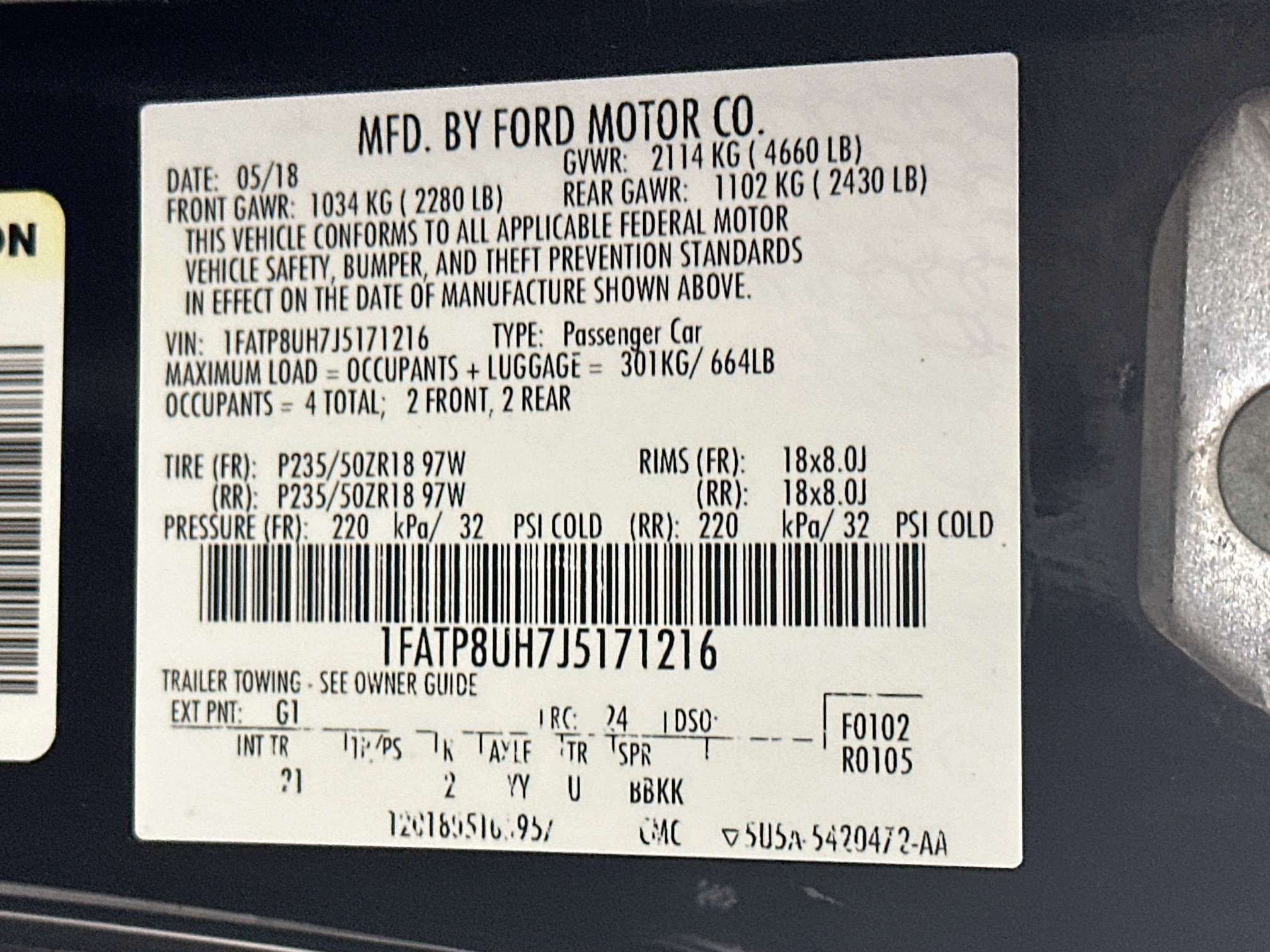 Used 2018 Ford Mustang Convertible w/ Equipment Group 101A RWD image 12
