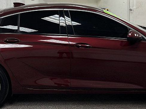 Used 2019 Buick Regal Preferred image 4