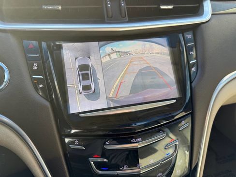 Used 2016 Cadillac XTS Luxury w/ Driver Awareness Package image 11