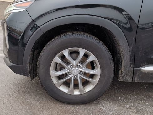 Used 2020 Hyundai Santa Fe SE image 10