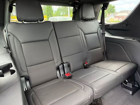 New 2026 GMC Yukon Denali w/ Denali Reserve Package AWD/4WD image 23