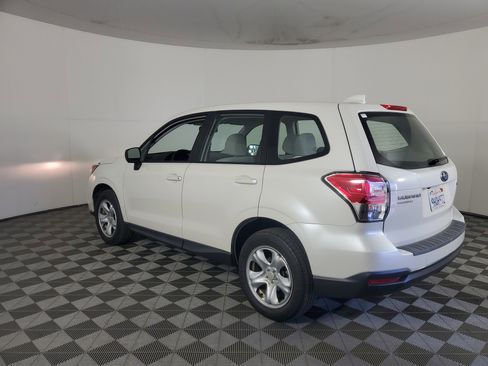 Used 2018 Subaru Forester 2.5i image 6