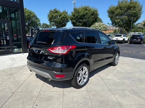Used 2014 Ford Escape Titanium FWD image 6