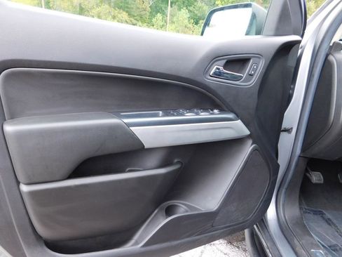 Used 2021 Chevrolet Colorado ZR2 image 13