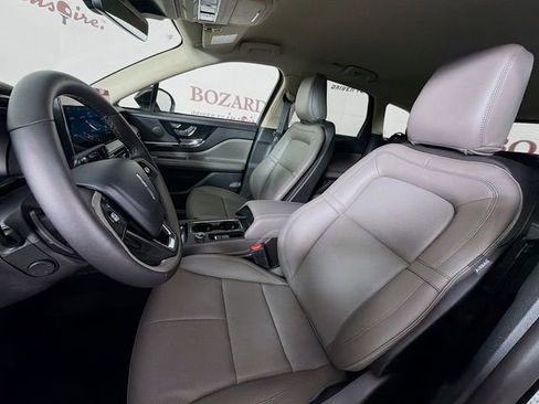 New 2026 Lincoln Corsair Premiere FWD image 23