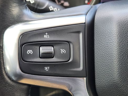 Used 2019 Chevrolet Blazer LT FWD image 21