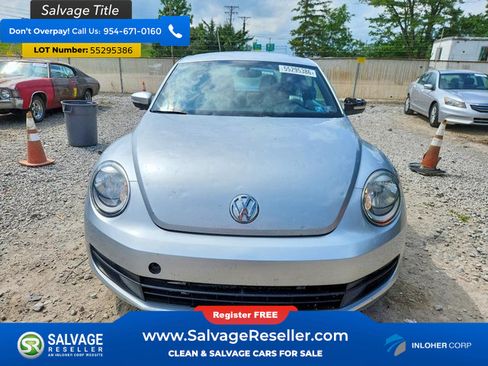 Used 2015 Volkswagen Beetle 1.8T Classic FWD image 7