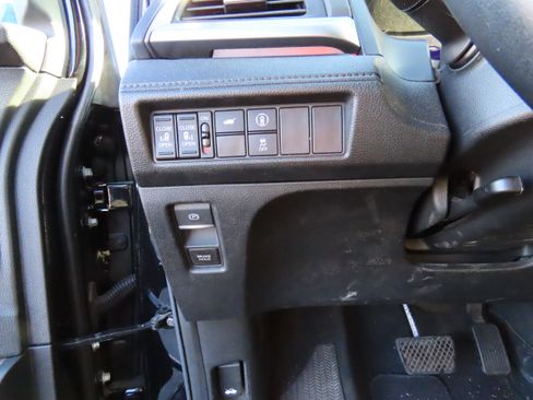 Used 2023 Honda Odyssey Sport image 37