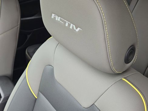New 2026 Chevrolet Trax ACTIV w/ Sunroof Package FWD image 26