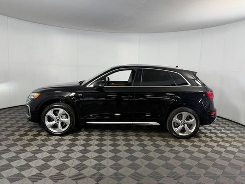 Used 2023 Audi Q5 2.0T Prestige w/ Prestige Package AWD/4WD image 11