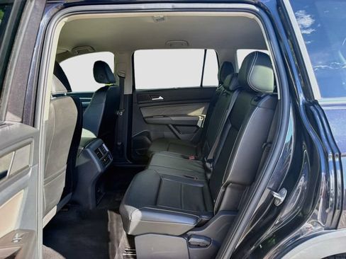 Used 2022 Volkswagen Atlas SE FWD image 22