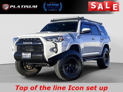 Used 2020 Toyota 4Runner TRD Off-Road Premium image 39