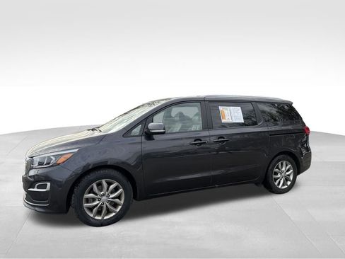 Used 2020 Kia Sedona EX image 2