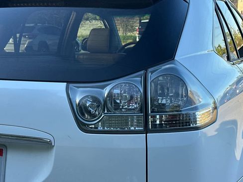 Used 2006 Lexus RX 330 AWD image 16