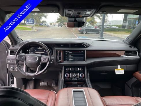 Used 2023 GMC Yukon Denali Ultimate image 13