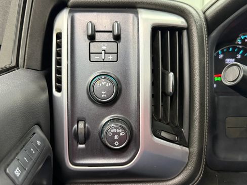 Used 2019 GMC Sierra 2500 SLT w/ Duramax Plus Package AWD/4WD image 25