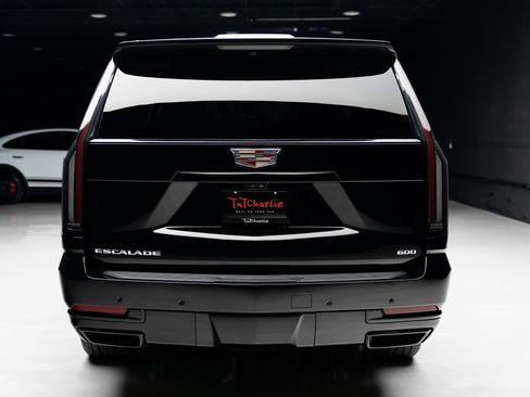 Used 2025 Cadillac Escalade ESV Sport Platinum AWD/4WD image 24