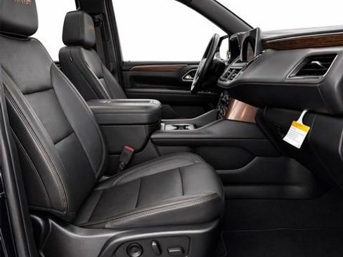 Used 2023 Chevrolet Tahoe High Country w/ LPO, Illumination Package AWD/4WD image 15