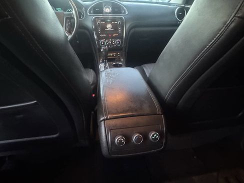 Used 2013 Buick Enclave Leather image 15