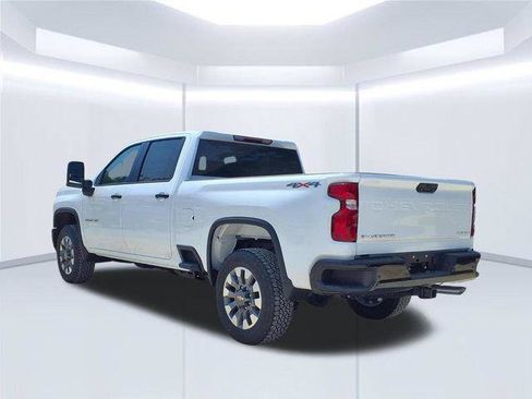 New 2026 Chevrolet Silverado 2500 Custom w/ Custom Value Package AWD/4WD image 8