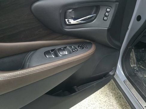 Used 2023 Nissan Murano Platinum w/ Cargo Package AWD/4WD image 12