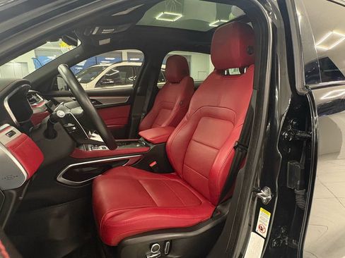 Used 2021 Jaguar F-PACE R-Dynamic S image 22