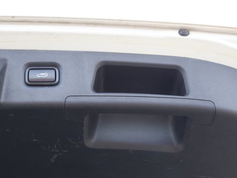 Used 2019 Hyundai Santa Fe Limited image 21