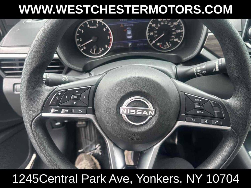 Used 2024 Nissan Altima 2.5 SV FWD image 26