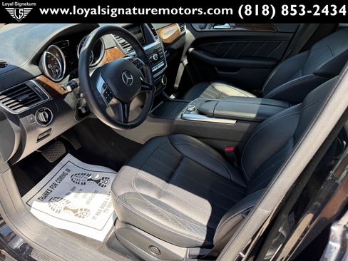 Used 2015 Mercedes-Benz GL 450 4MATIC image 21