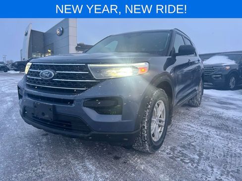 Certified 2021 Ford Explorer XLT w/ Class III Trailer Tow Package image 10