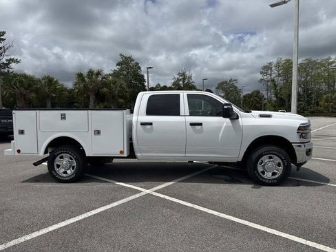 New 2026 RAM 2500 Tradesman w/ Chrome Appearance Group AWD/4WD image 2