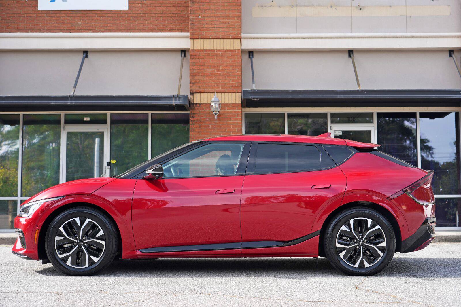 Used 2023 Kia EV6 GT-Line w/ GT-Line Suede Seat Package RWD image 9