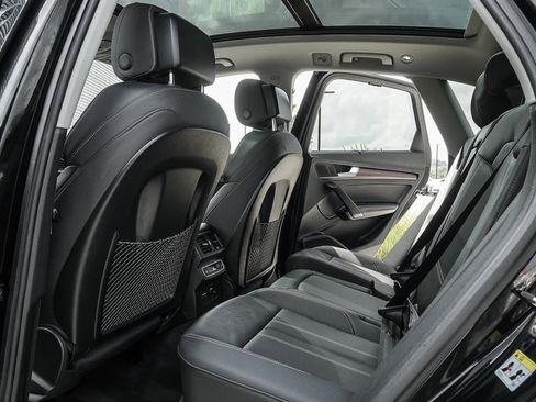 Certified 2021 Audi Q5 Prestige w/ Prestige Package image 21