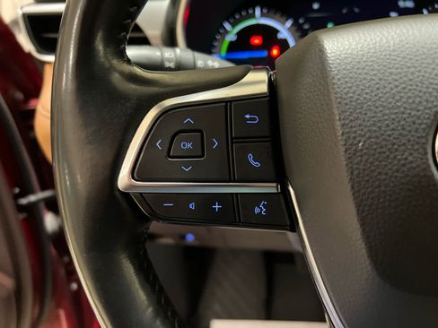 Used 2021 Toyota Highlander Platinum image 28