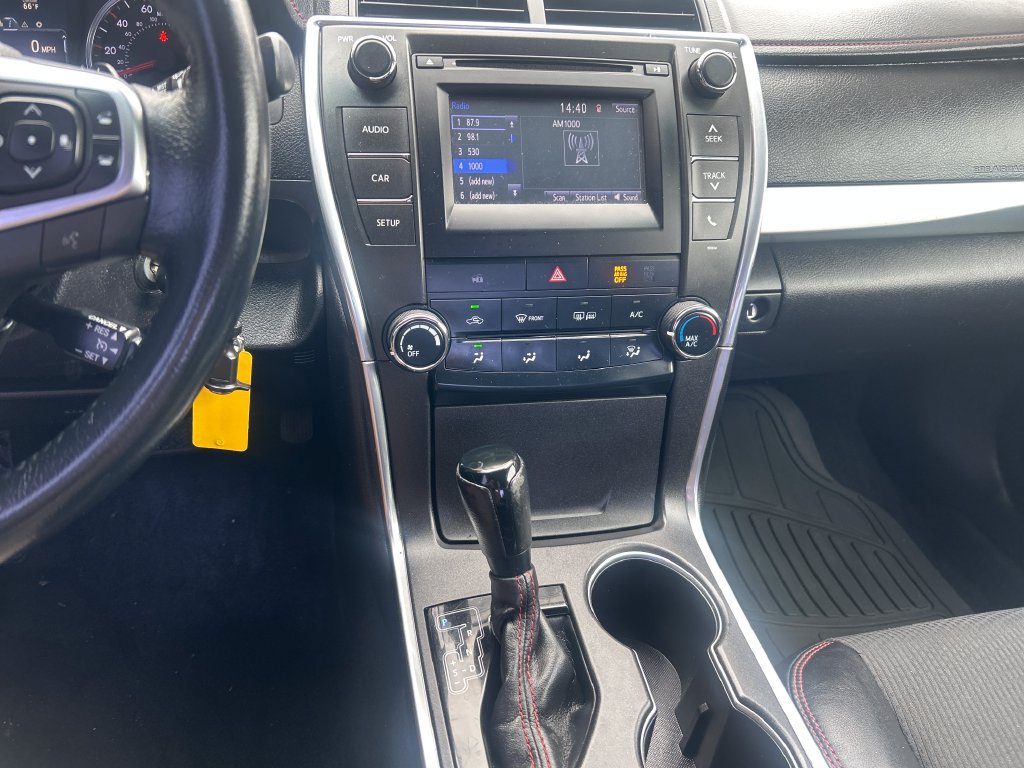 Used 2017 Toyota Camry SE FWD image 20