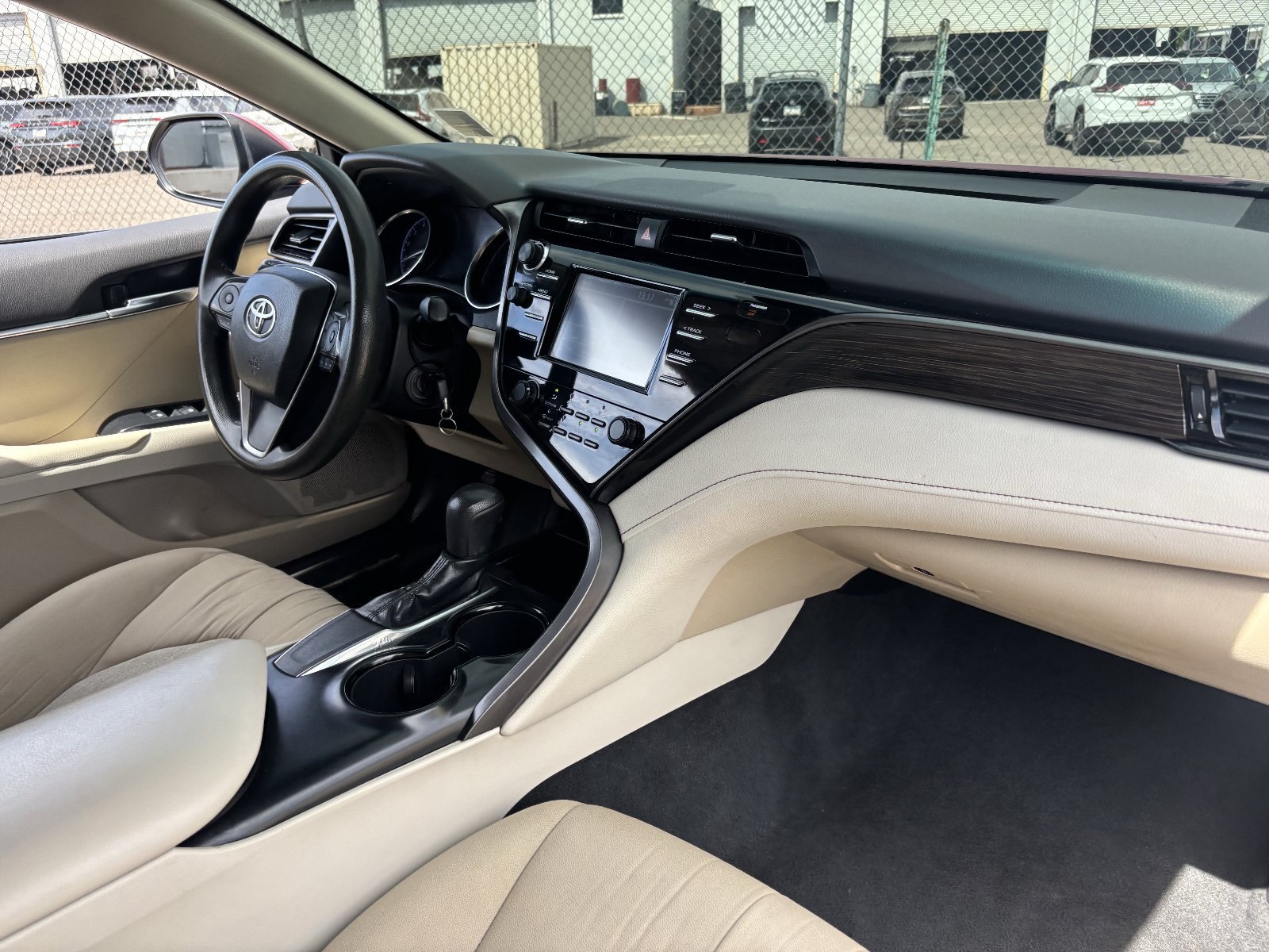 Used 2019 Toyota Camry LE w/ Carpet Mat Package FWD image 12