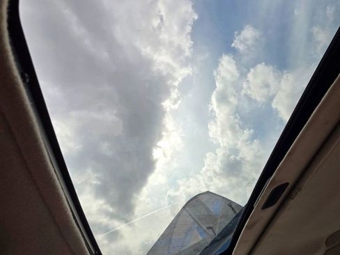 Used 2000 Cadillac Eldorado ESC w/ Comfort/Convenience Pkg image 17