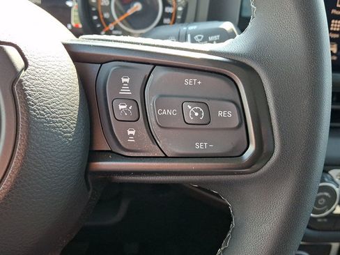 Used 2026 Jeep Gladiator Rubicon AWD/4WD image 21