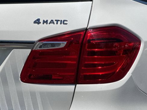 Used 2015 Mercedes-Benz GL 550 4MATIC image 12