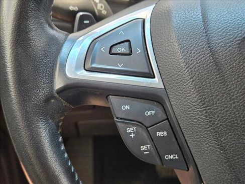Used 2015 Ford Edge SEL w/ Equipment Group 201A AWD/4WD image 17