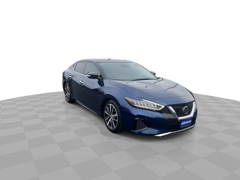 Used 2022 Nissan Maxima SL FWD image 2
