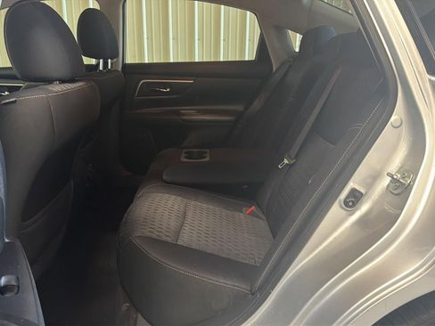 Used 2018 Nissan Altima 2.5 SV image 13