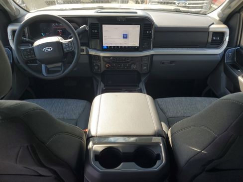 New 2026 Ford F250 XLT w/ XLT Premium Package image 10