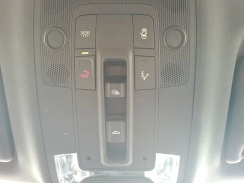 Used 2022 Audi Q3 2.0T Premium AWD/4WD image 48
