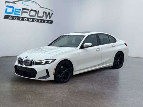 Certified 2023 BMW 330i Sedan w/ M Sport Package image 7